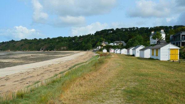 Location voiture à Nantes : explorez les meilleures offres !